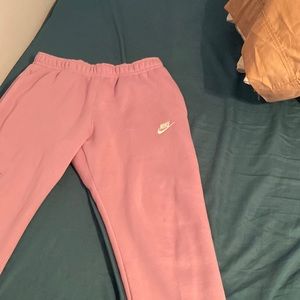 Nike club fleece joggers medium worn once for 30 min good quality asking 32